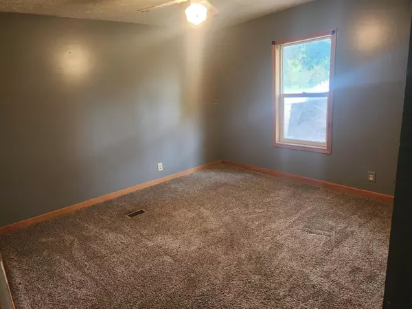 Edwardsburg, MI 49112,18390 State Line Road