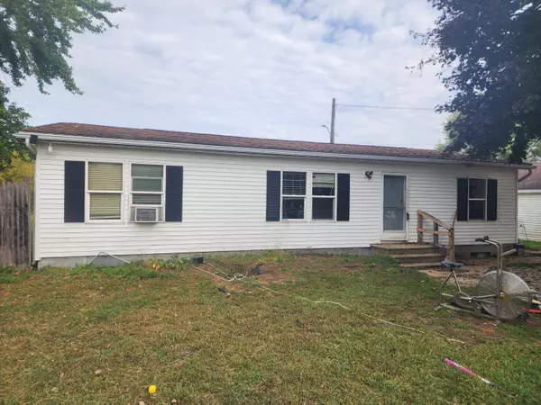 18390 State Line Road, Edwardsburg, MI 49112