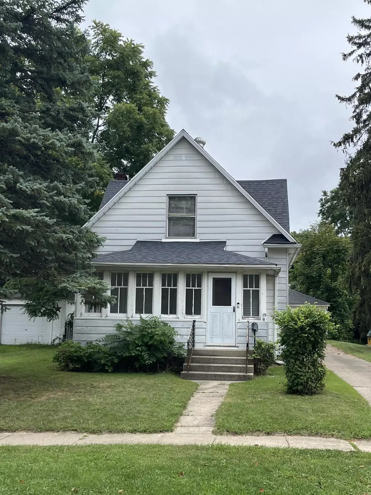 Hillsdale, MI 49242,19 S Norwood Avenue