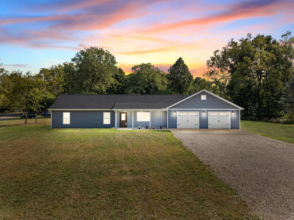 Jonesville, MI 49250,341 Murphy Street