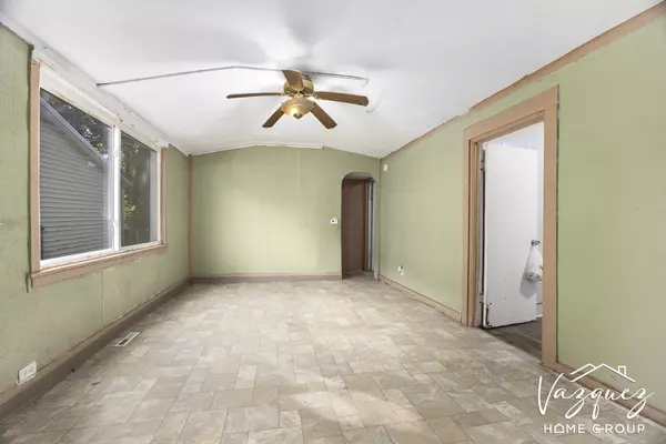 Grand Rapids, MI 49504,815 Mcreynolds NW Avenue