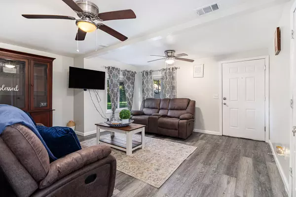 Kalamazoo, MI 49007,916 Hawley Street