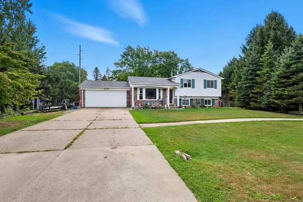 Almont, MI 48003,5135 Cheryl Dr
