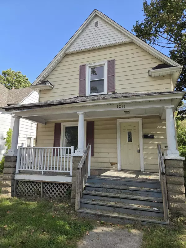 1211 James Street, Kalamazoo, MI 49001