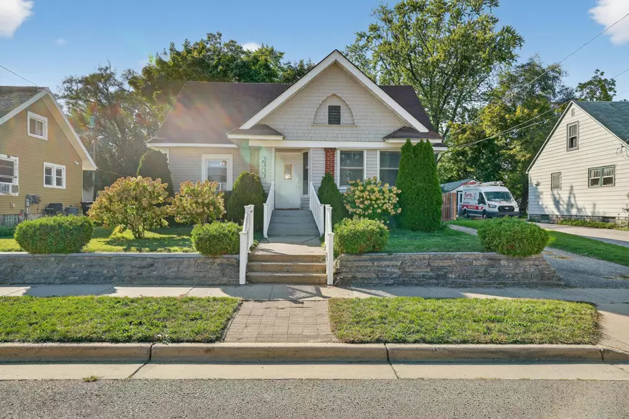 2333 Wyoming SW Avenue, Wyoming, MI 49519