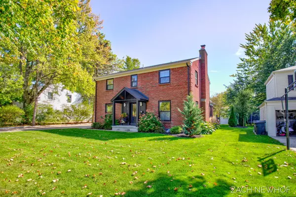 2930 Hall SE Street, East Grand Rapids, MI 49506