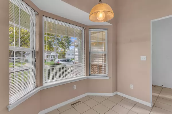 Jackson, MI 49203,850 E Barrington Circle