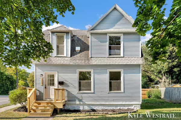 Grand Rapids, MI 49504,1153 Bridge NW Street