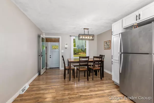 Coopersville, MI 49404,996 East Street