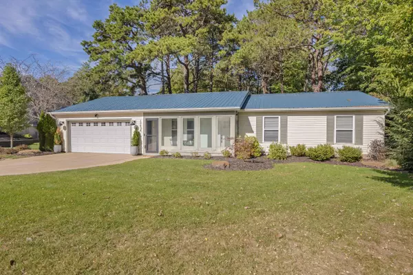 Spring Lake, MI 49456,17434 Hiawatha Drive