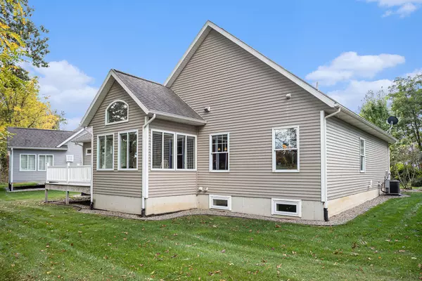 Kalamazoo, MI 49009,3010 Harborview Court