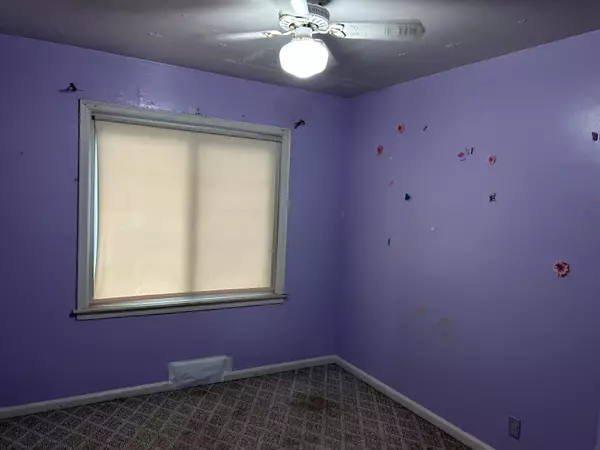 Flat Rock, MI 48134,29715 Walnut Street