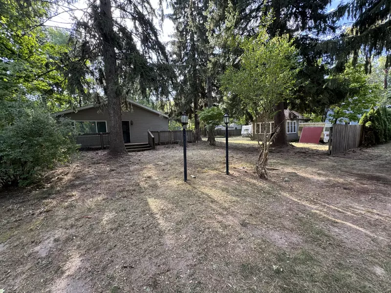 15943/45 Lakeshore, Union Pier, MI 49129