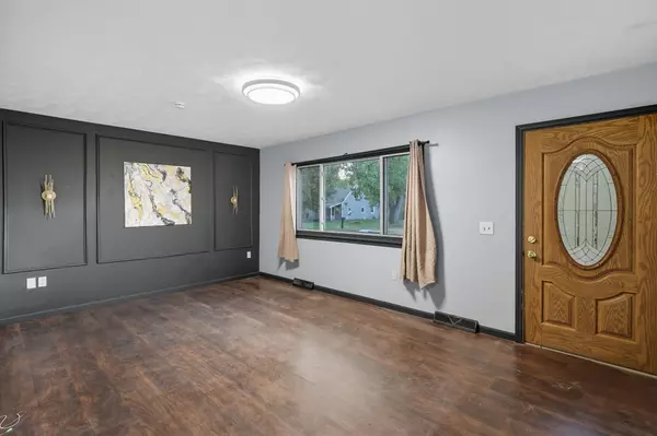 Lansing, MI 48911,2804 Midwood Street