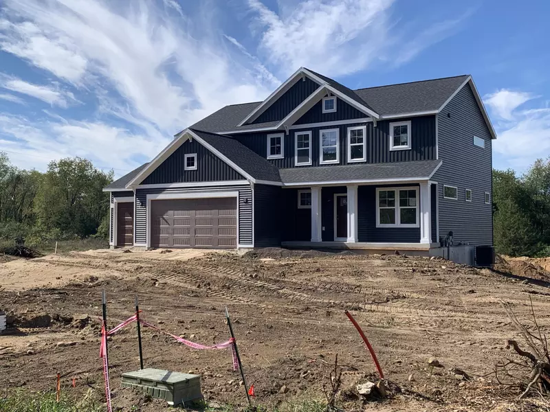 1136 N Washington SE Road, Lowell, MI 49331