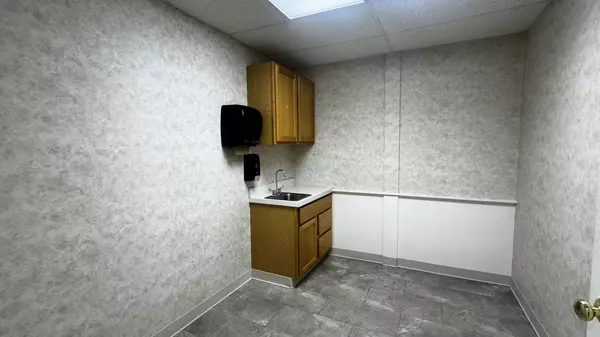 Kalamazoo, MI 49048,2323 Gull Road #Bldg. B