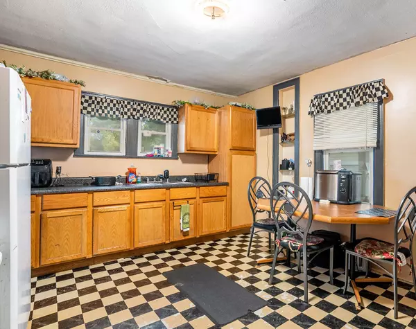 Muskegon, MI 49442,1976 Leahy Street