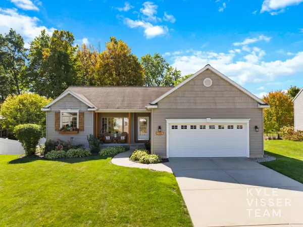 4478 Burton Forest SE Court, Grand Rapids, MI 49546