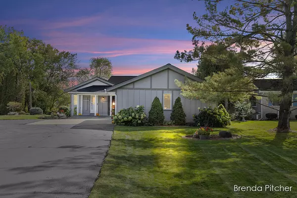 Rockford, MI 49341,9812 Myers Lake NE Avenue