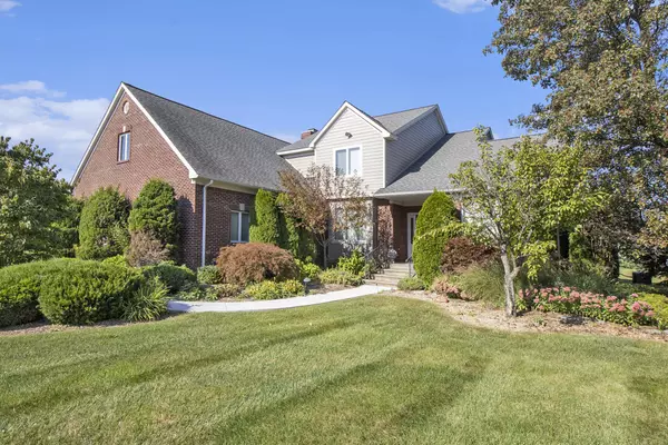 Saline, MI 48176,9037 Rogers Dr