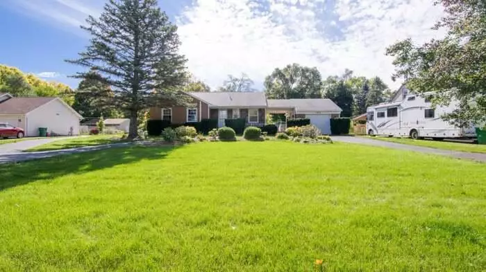 1046 E Huron River Drive, Belleville, MI 48111