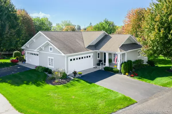 9558 Trillium Lake Drive, Zeeland, MI 49464