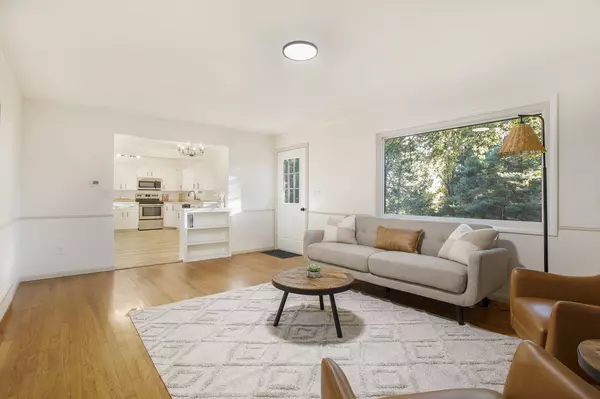 Delton, MI 49046,13932 M 43