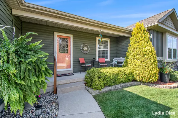 Wyoming, MI 49418,4961 Riverfield SW Drive