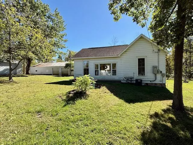 Bloomingdale, MI 49026,42593 CR 390
