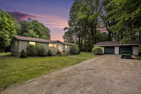 2255 River Road, Hastings, MI 49058
