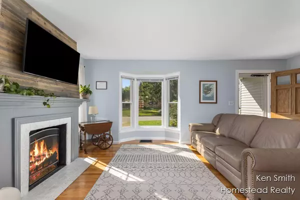 Wyoming, MI 49418,2440 Cherrywood SW Court