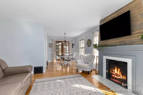 Wyoming, MI 49418,2440 Cherrywood SW Court