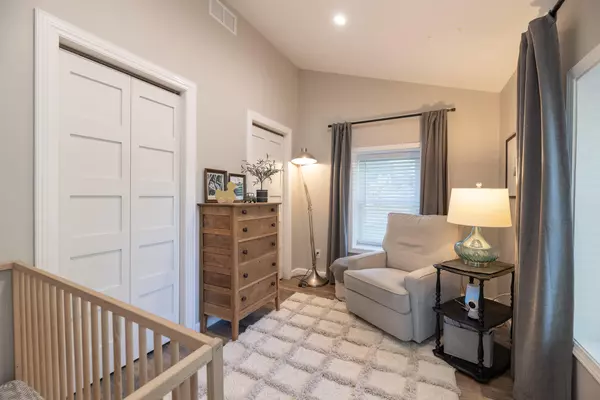 Portage, MI 49002,10227 Woodlawn Drive