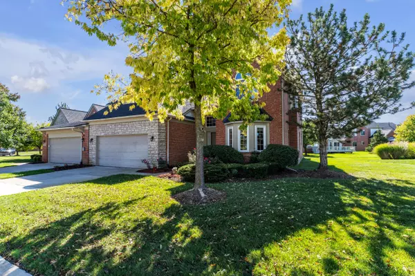 Canton, MI 48188,47671 Vistas Circle N Drive