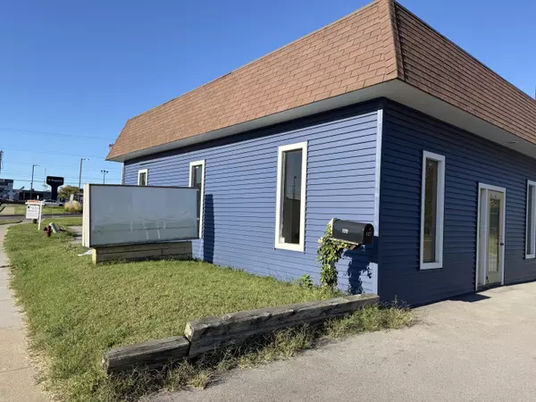 Holland, MI 49424,127 N River Avenue #1