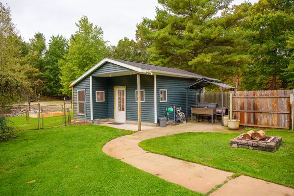 Muskegon, MI 49445,4661 W River Road