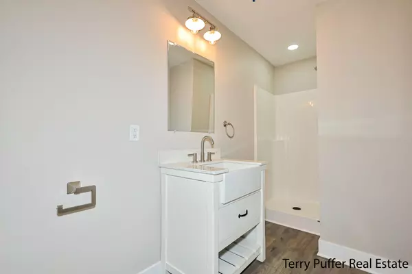 Muskegon, MI 49445,764 E Giles Road