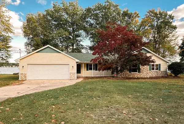 2582 W Bay Drive, Sand Lake, MI 49343