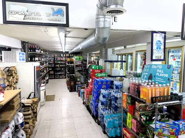 Commerce Twp, MI 48390,1215 W Oakley Park Road