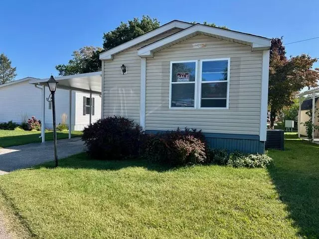 1153 W Glenlord Road #22, St. Joseph, MI 49085