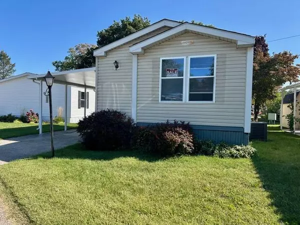 1153 W Glenlord Road #22, St. Joseph, MI 49085