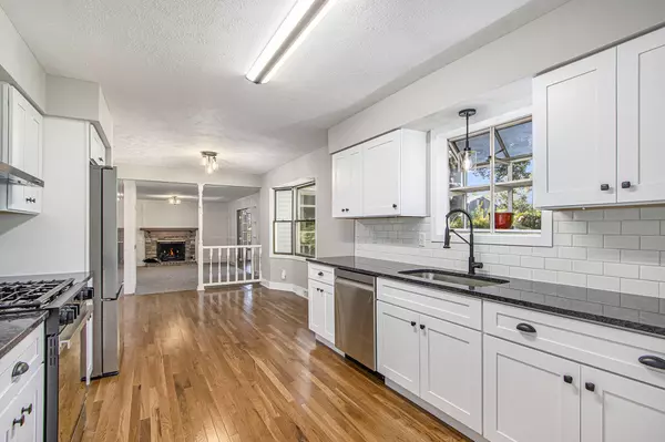 Kalamazoo, MI 49004,6427 Eagle Ridge Drive