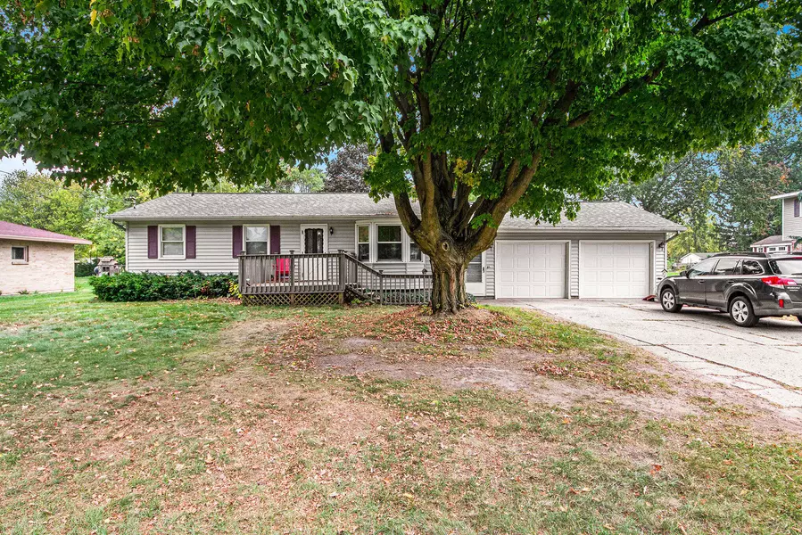 7502 22nd Avenue, Jenison, MI 49428