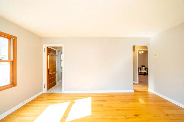 Dearborn, MI 48124,1906 Venice Street