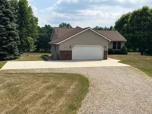 10050 Sussex NE Court, Rockford, MI 49341