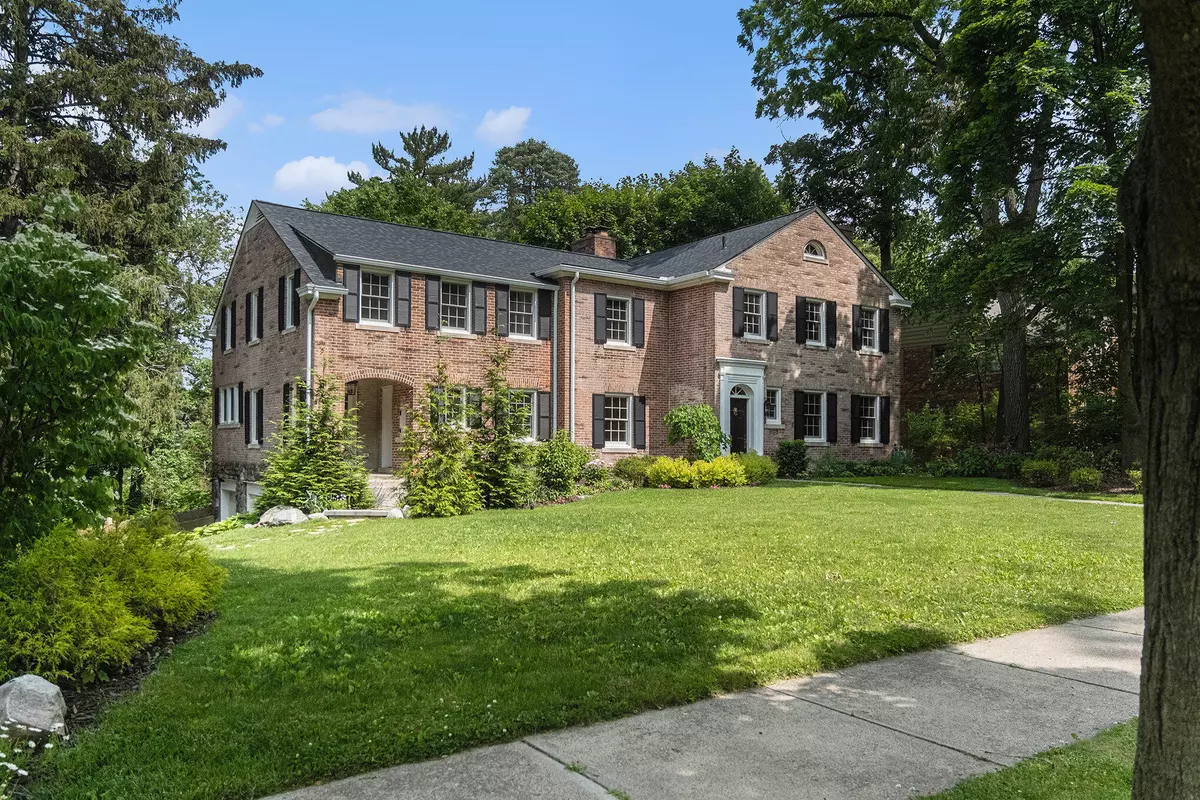 Ann Arbor, MI 48104,809 Berkshire Road