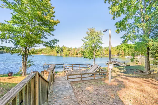 Bitely, MI 49309,2447 W Lake Shore Dr