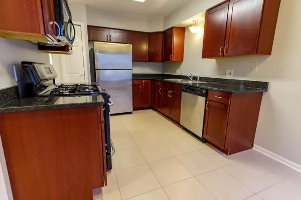 Ann Arbor, MI 48103,255 Fieldcrest Street