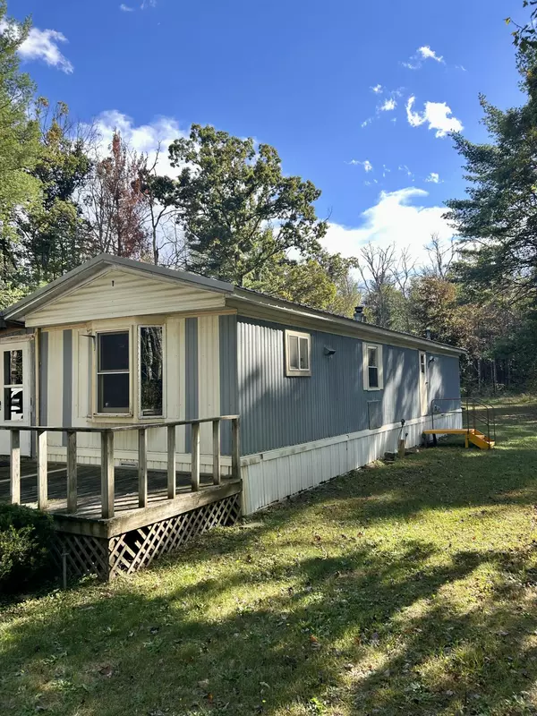 White Cloud, MI 49349,1516 E Rustic Lane