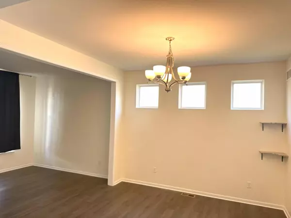 Romulus, MI 48174,33213 Saddleback Drive